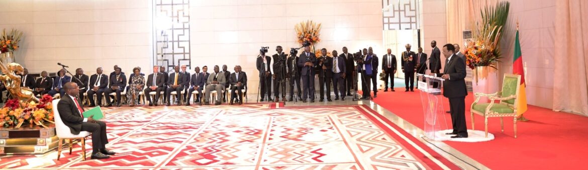 Biya speaking to members of diplomatic corps at New Year wishes presentation ceremony