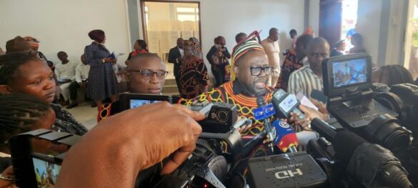Toghu Marathoner speaking to the press