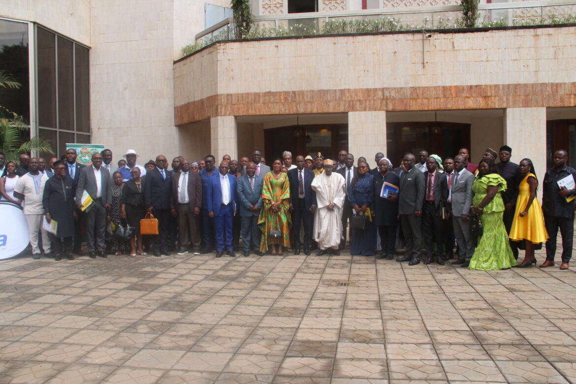 Officials posed for a family picture after the launching ceremony